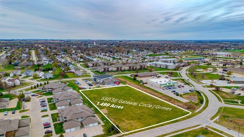 550 Se Gateway Dr, Grimes, IA, 50111 | Card Image