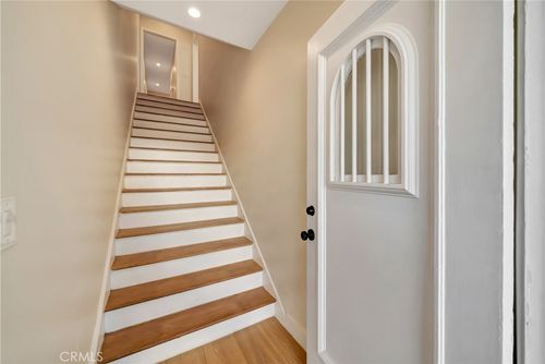 3-2800 Winter St, Los Angeles, CA, 90033-2658 | Card Image