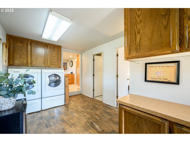 11795 Ne Finn Hill Loop, House other with 3 bedrooms, 2 bathrooms and 3 parking in Carlton OR | Image 35