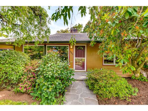 5040 Sw Iowa St, Portland, OR, 97221-1713 | Card Image