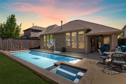 5604 Datewood Ln, Mckinney, TX, 75071-8352 | Card Image