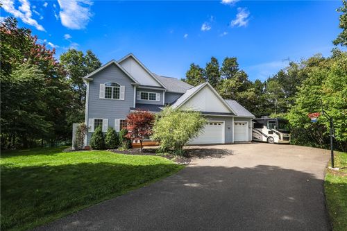 225 Oak Hill Rd, Horseheads, NY, 14845-8128 | Card Image