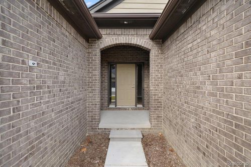 4-52953 Trailside Dr, New Baltimore, MI, 48047-6140 | Card Image