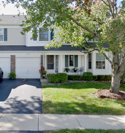 1516 Harvest Ln, Westmont, IL, 60559-3470 | Card Image