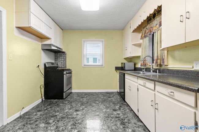 1210 9 Th Ave Se, House other with 4 bedrooms, 3 bathrooms and null parking in Decatur AL | Image 7