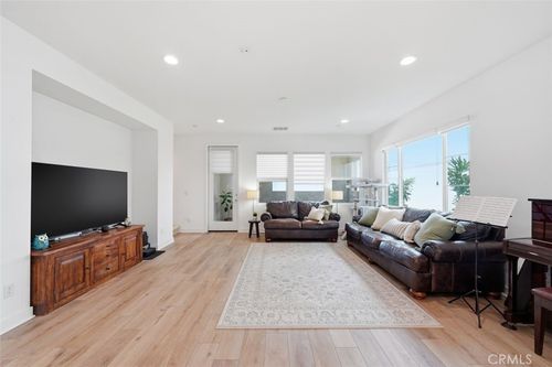 14125 Olive Dr, Whittier, CA, 90601 | Card Image