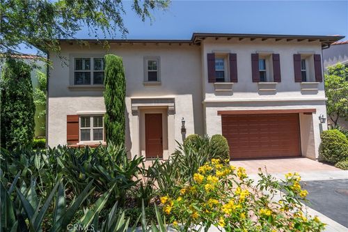 320 Bronze, Irvine, CA, 92618-1510 | Card Image