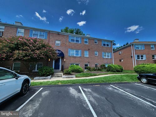 h-4410 Falls Bridge Dr, BALTIMORE, MD, 21211-1384 | Card Image