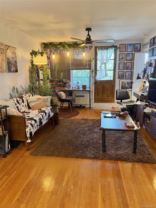 6k-34-43 60th St, Woodside, NY, 11377-2161 | Card Image