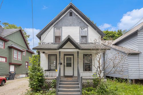 1018 Oak St, Kalamazoo, MI, 49008-1136 | Card Image