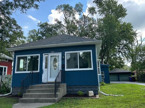 207 Schwab St, Thornton, IL, 60476-1340 | Card Image