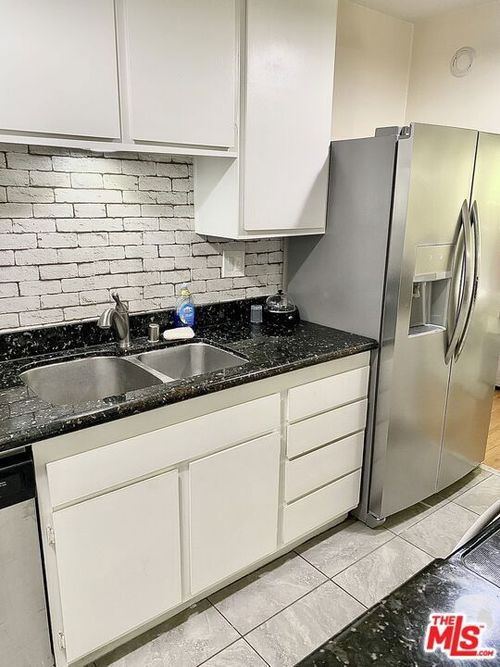 102-6526 Ocean Crest Dr, Rancho Palos Verdes, CA, 90275-5465 | Card Image