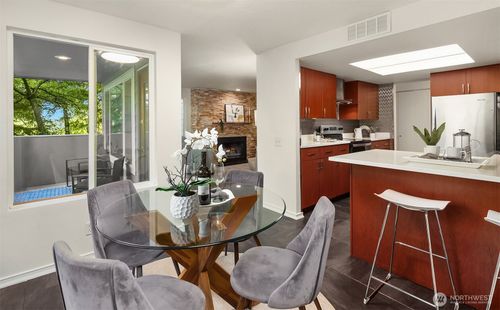 203-17417 Ashworth Ave N, Shoreline, WA, 98133-5462 | Card Image
