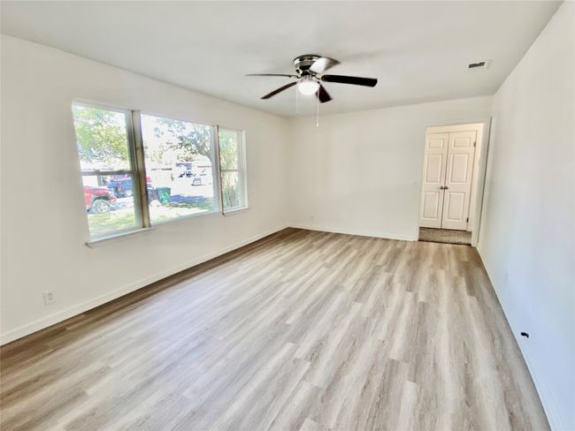 1410 Vine Street, House other with 3 bedrooms, 2 bathrooms and null parking in Bridgeport TX | Image 8
