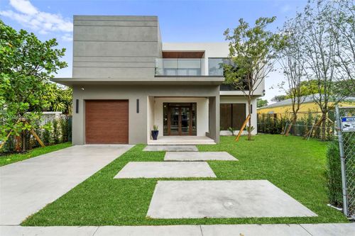 685 Ne 81 St, Miami, FL, 33138 | Card Image