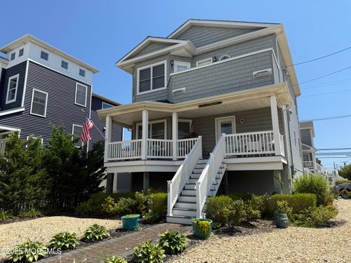 107 Bay Blvd, Lavallette, NJ, 08735-2102 | Card Image