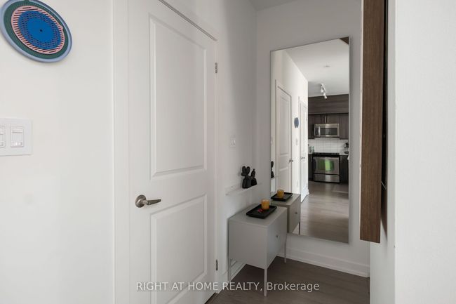 118 - 2320 Gerrard St E, Condo with 3 bedrooms, 2 bathrooms and 26 parking in Toronto ON | Image 12