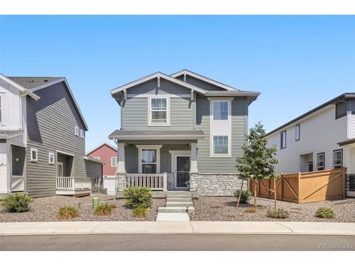 525 Aspen Ave, Bennett, CO, 80102-8837 | Card Image