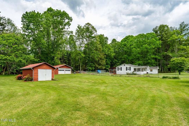 1867 Gentry Creek Rd, House other with 3 bedrooms, 2 bathrooms and null parking in Laurel Bloomery TN | Image 17