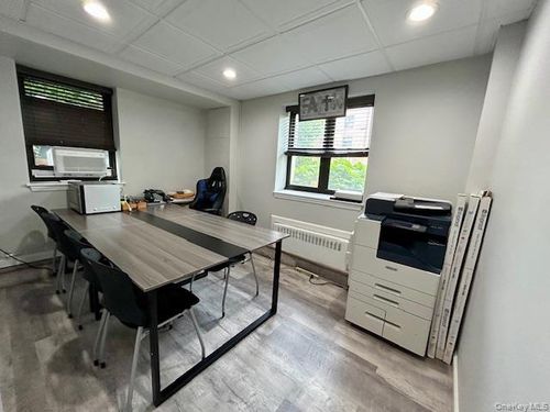 ste-a3-15 Canterbury Rd, Great Neck, NY, 11021-2615 | Card Image