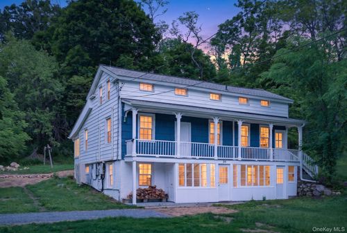 26 Fishkill Rd, Cold Spring, NY, 10516-3709 | Card Image