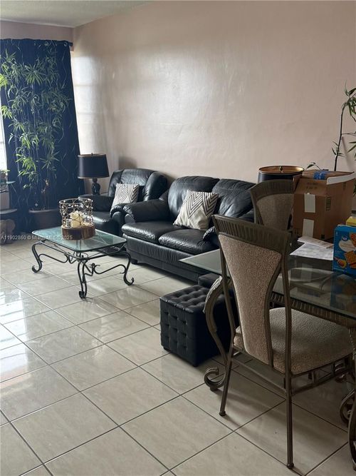 apt-715-18555 Ne 14th Ave, Miami, FL, 33179-4876 | Card Image