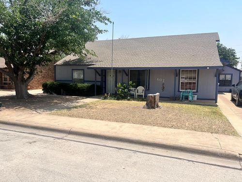 607 W Nobles Ave, Midland, TX, 79701-3221 | Card Image