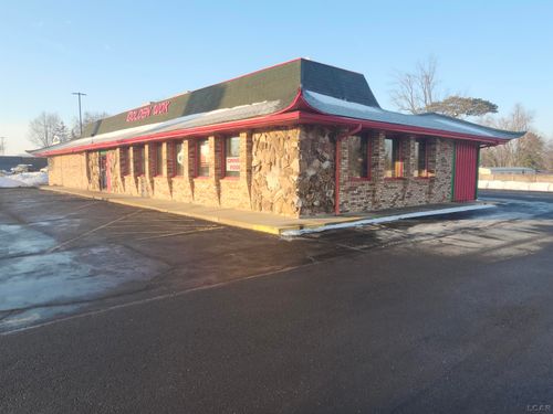 1002 S Main St Street, Adrian, MI, 49221 | Card Image
