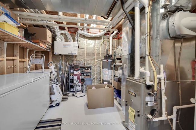 162 Roland St, House other with 3 bedrooms, 4 bathrooms and 4 parking in Dashwood ON | Image 39