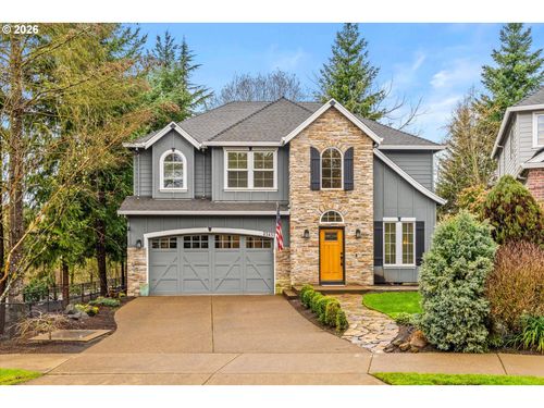 23451 Sw Redfern Pl, Sherwood, OR, 97140-6301 | Card Image