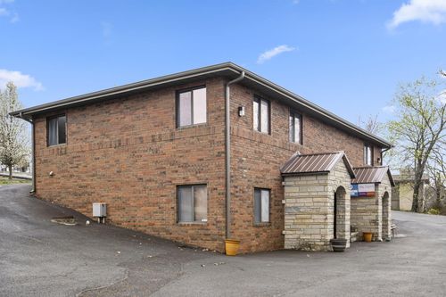 3-1 Woodland Ave, Kimberling City, MO, 65686-9738 | Card Image
