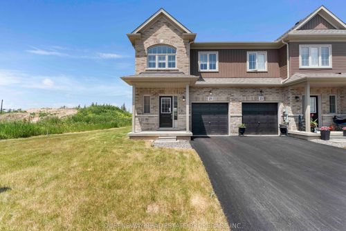 21 Zoe Lane, Hamilton, ON, L0R1C0 | Card Image