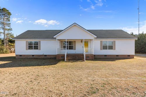 254 Gaston Dr, Bladenboro, NC, 28320-8581 | Card Image