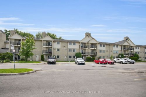 215-725 Deveron Cres, London, ON, N5Z4X3 | Card Image