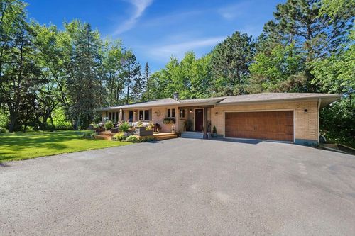 63 Bruce Cir, Esko, MN, 55733-9709 | Card Image