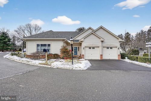 1 Conifer Ct, PRINCETON, NJ, 08540-5063 | Card Image