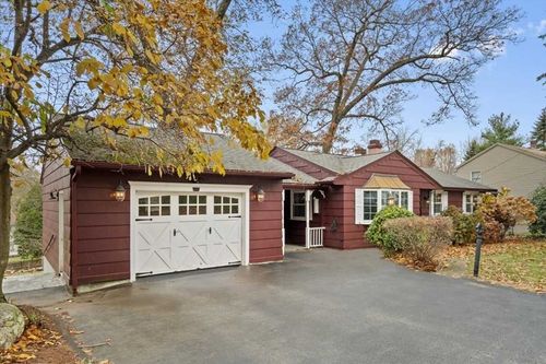 113 Indian Hill Rd, Worcester, MA, 01606-2675 | Card Image