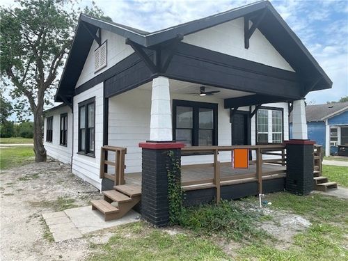 415 W King Ave, Kingsville, TX, 78363-5355 | Card Image