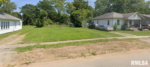 806 S 22nd St, Mount Vernon, IL, 62864-4632 | Card Image