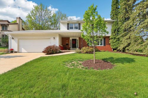 6614 Inner Drive, MADISON, WI, 53705 | Card Image