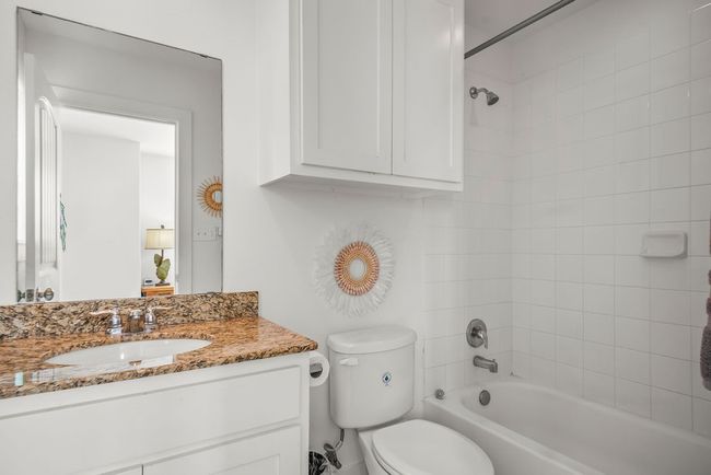 Primary Bedroom bath with tub/shower combo | Image 16