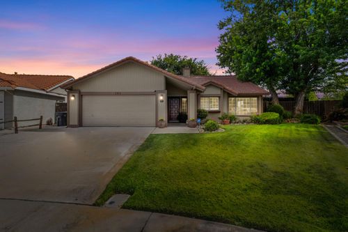 185 E Deerwood Ln, Tracy, CA, 95376-9036 | Card Image