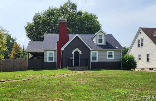 2400 Alby St, Alton, IL, 62002-6822 | Card Image