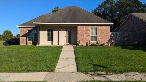 9715 Kinglet Dr, Baton Rouge, LA, 70809-4612 | Card Image