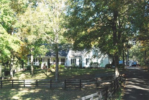 1600 Bays Fork Rd, Bowling Green, KY, 42103-9058 | Card Image