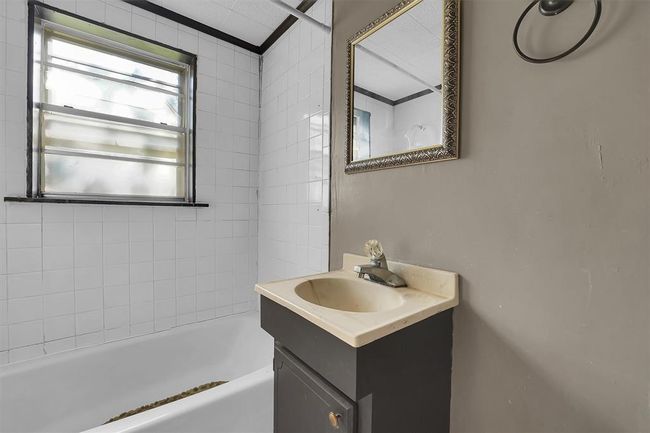 705 E Cleveland St, House other with 2 bedrooms, 1 bathrooms and null parking in Mangum OK | Image 26