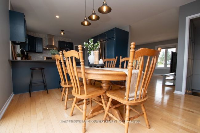 116 Cresswell Rd, House other with 3 bedrooms, 2 bathrooms and 5 parking in Manilla ON | Image 10
