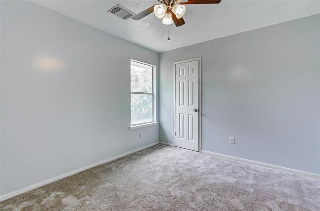1410 Quiet Green Ct, House other with 3 bedrooms, 3 bathrooms and 2 parking in Houston TX | Image 34