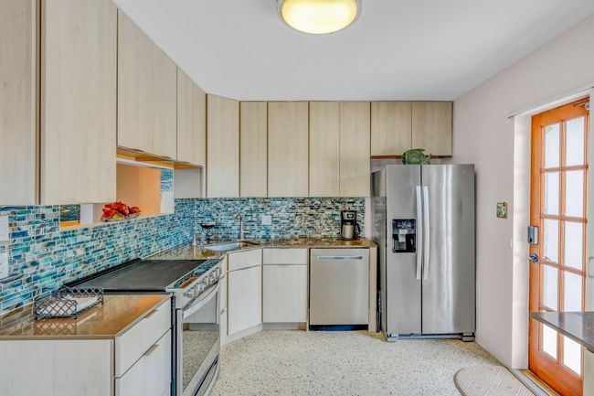 Kitchen | Image 7