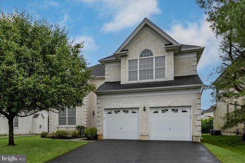 100 Caleb Ln, Princeton, NJ, 08540-6141 | Card Image